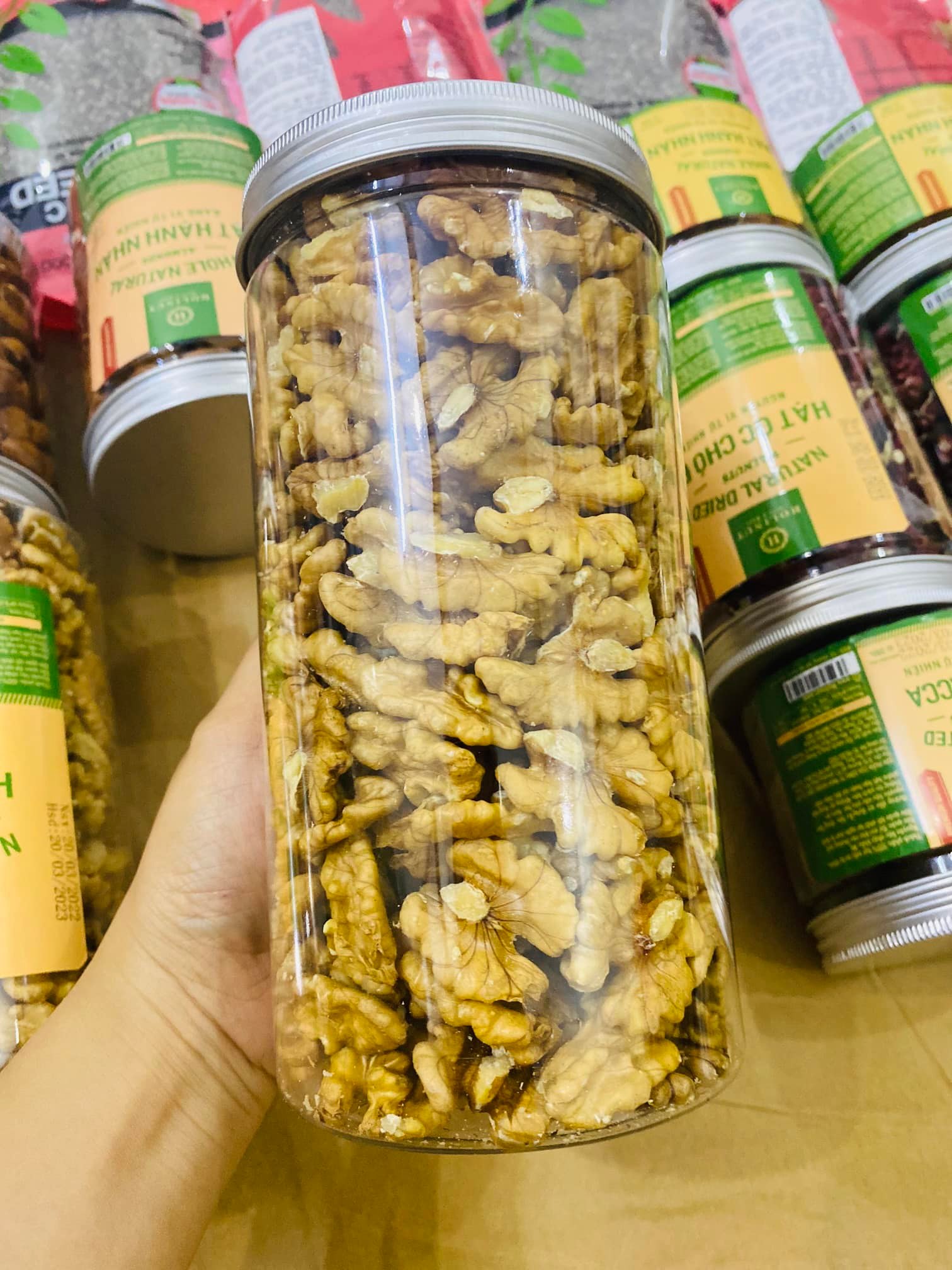 Hạt Óc Chó Vàng Tách Vỏ Mỹ / Chile 500gr - HOLINUT