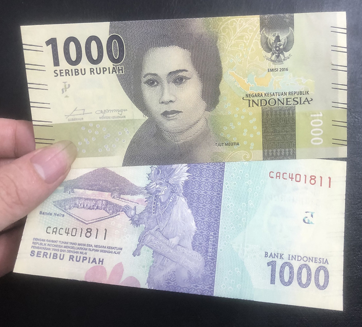 Tiền Indonesia 1000 rupiah mới cứng hình ảnh người phụ nữ - Tiền mới keng 100% - Tặng túi nilon bảo quản