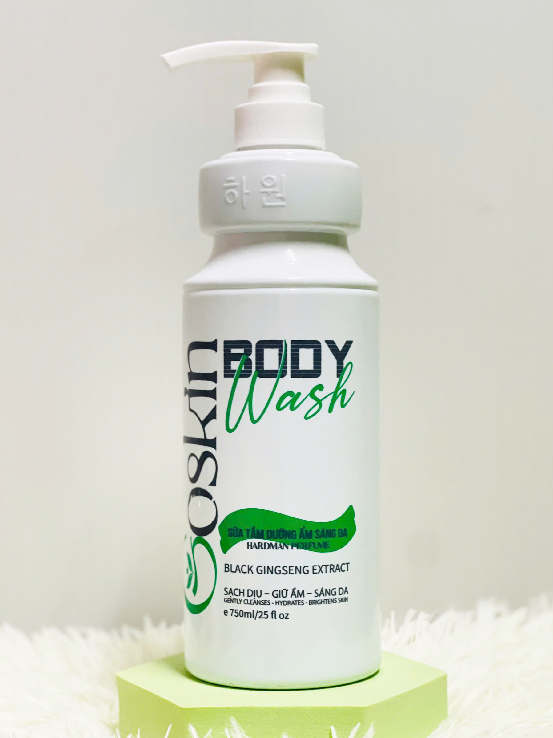 Sữa Tắm Dưỡng Ẩm Sáng Da 750ml  Goskin