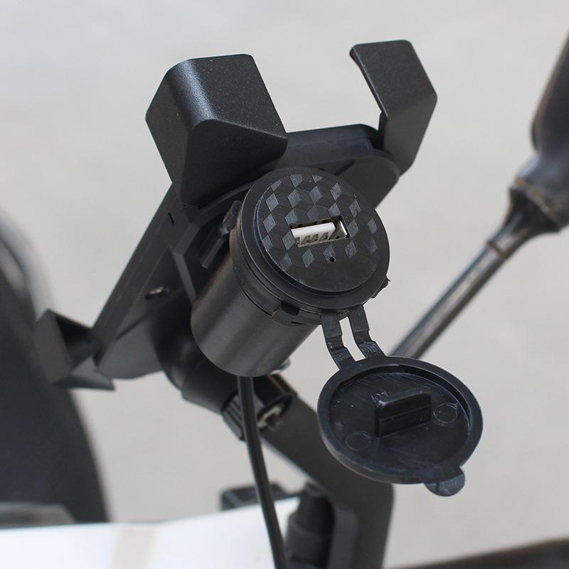 Giá Đỡ Điện Thoại Gắn Kính Chiếu Hậu Xe Máy Có Cổng Sạc USB Chống Nước Chống Sốc