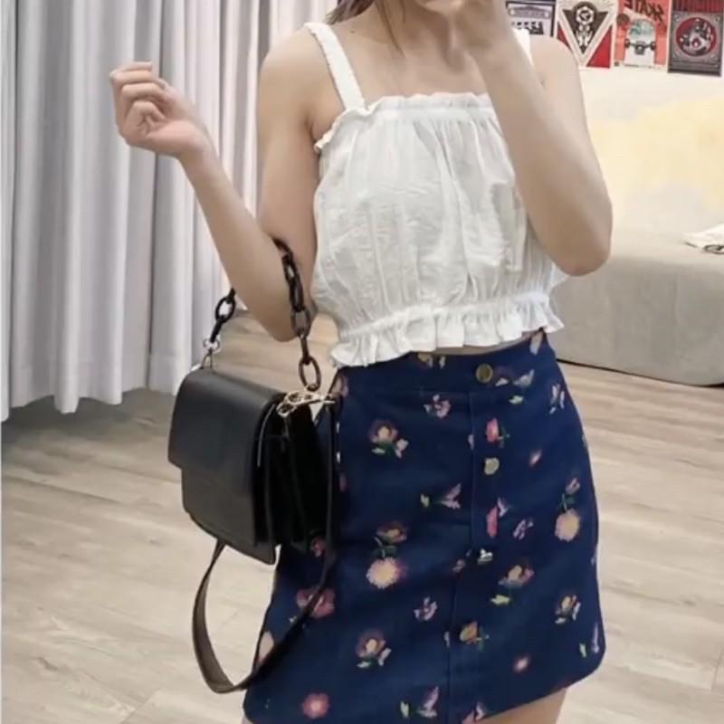 Áo hai dây cổ bèo chất cotton mát