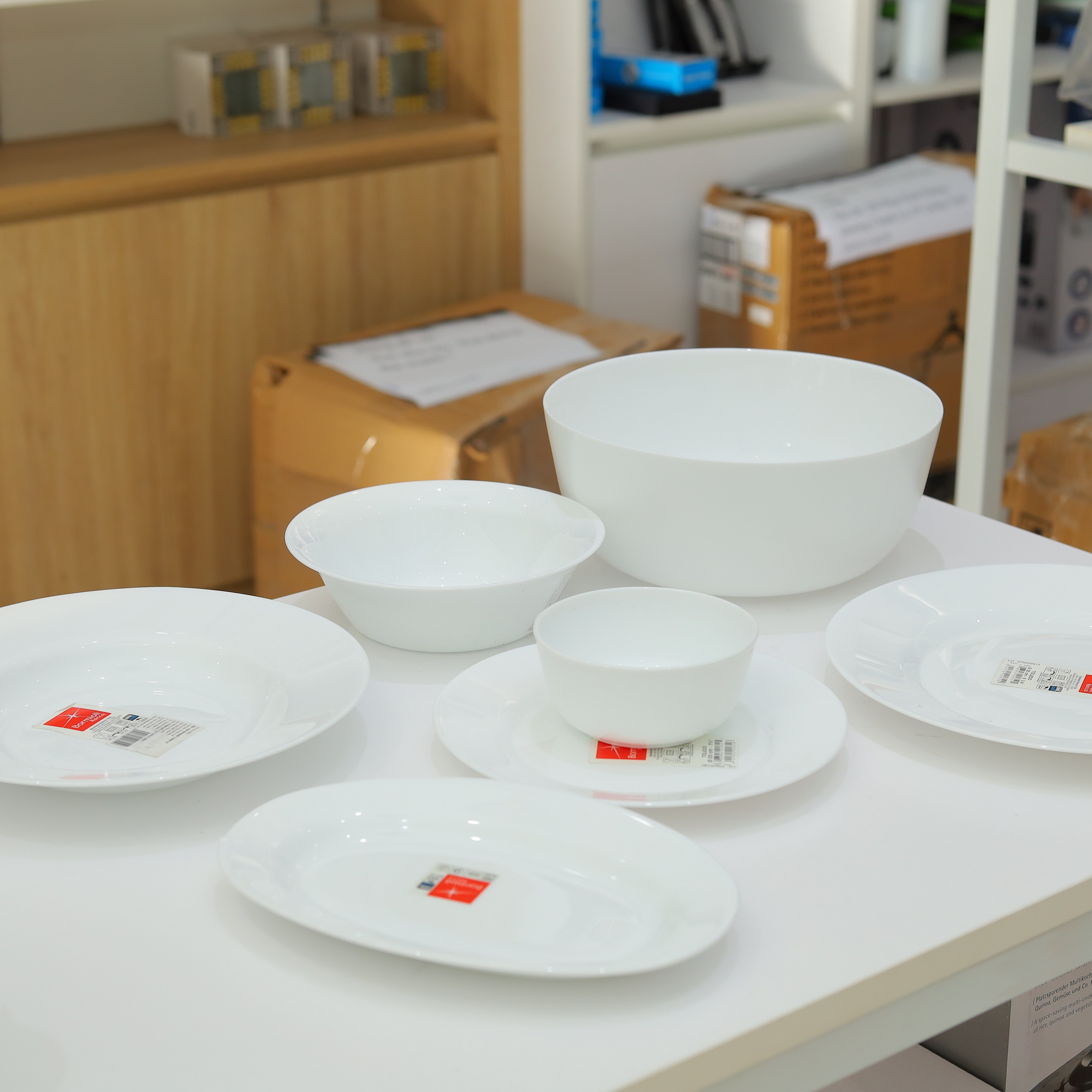 Dĩa súp tròn sứ thủy tinh cao cấp Bormioli Toledo 24cm - Hàng chính hãng, nhập khẩu tại Ý