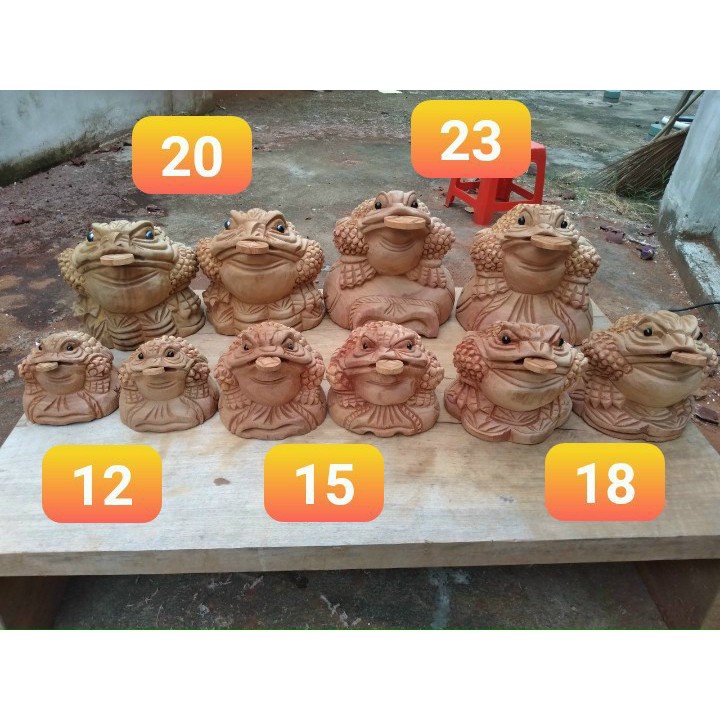 Tượng cóc gỗ xá xị phong thủy kích thước 15cm