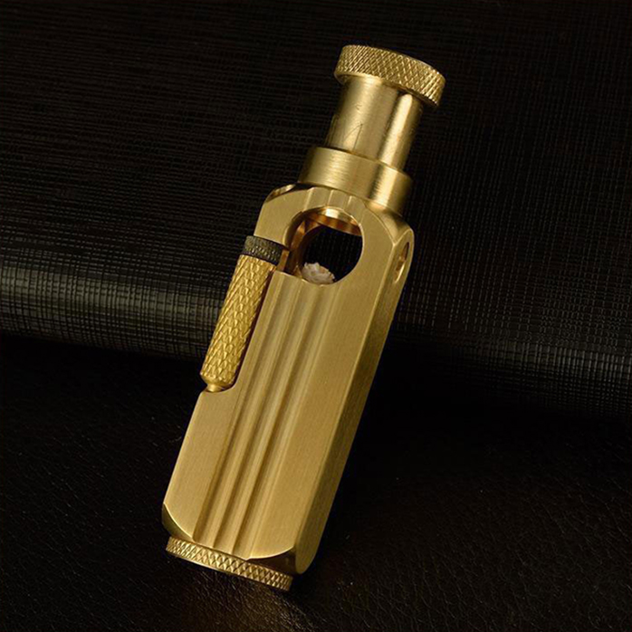 Vỏ Hột Quẹt Bật Lửa Xăng Zorro Z-7 Được Làm Bằng Đồng Nguyên Khối Đẹp Độc Lạ - Dùng Xăng Bấc Đá Cao Cấp