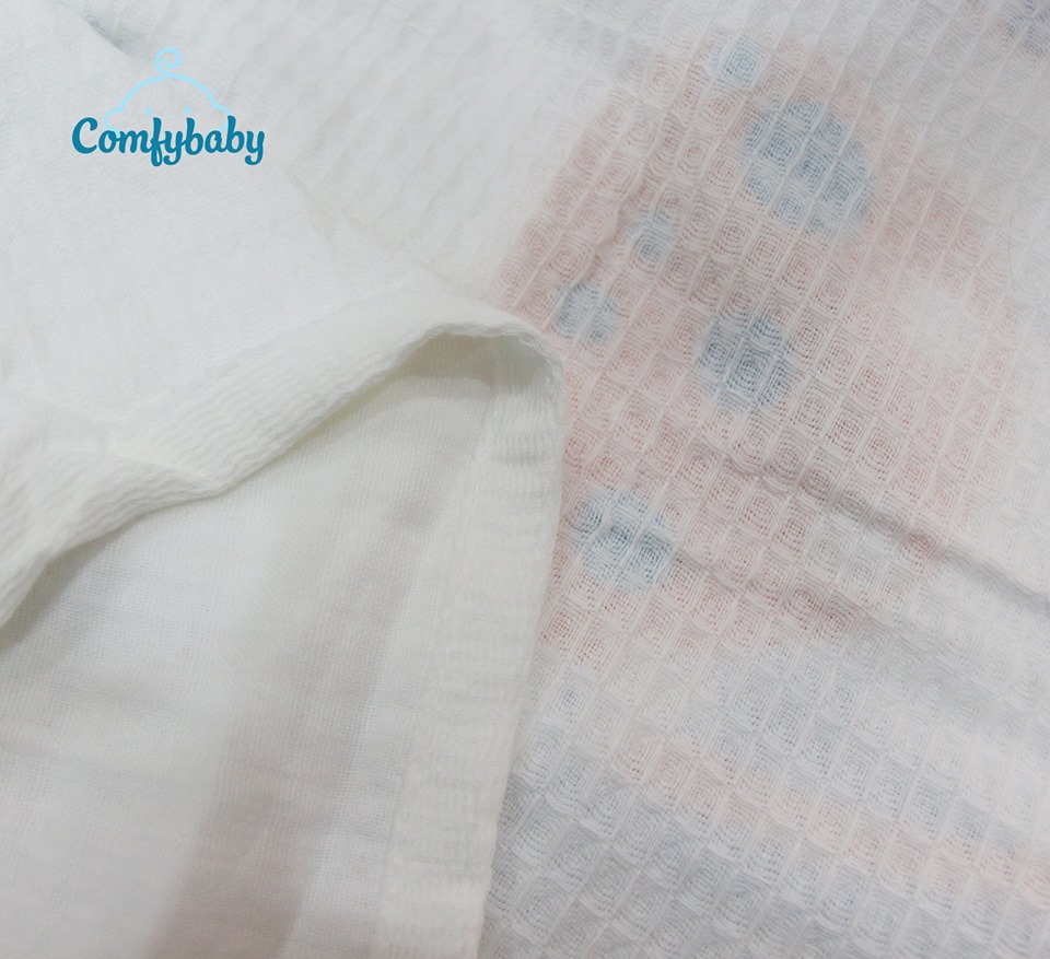 Khăn Tắm Em Bé Cao Cấp Comfybaby, Khăn Cotton Siêu Mềm (60x120Cm) Tặng Khẩu Trang - Màu Ngẫu Nhiên