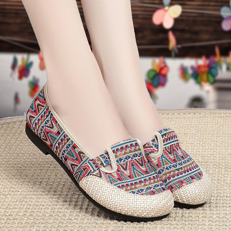 Giày lười vải nữ slip on hoạ tiết Canvas thoáng khí đế bằng mềm trống trơn trượt thời trang Phatdat V331