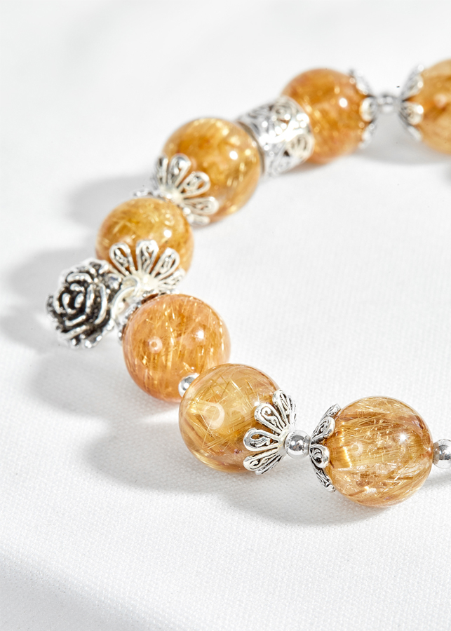 Vòng thạch anh tóc vàng AAA+ phối charm bạc Ngọc Quý Gemstones