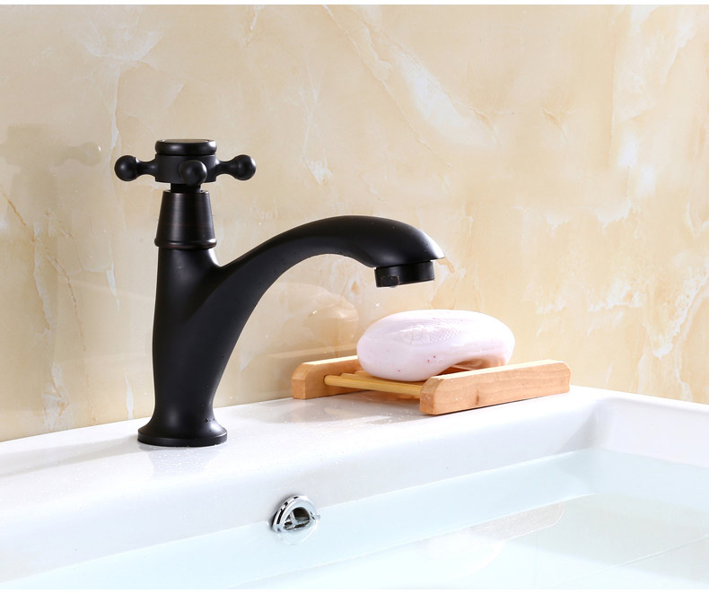 Vòi nước bằng đồng Haduvico - VR063