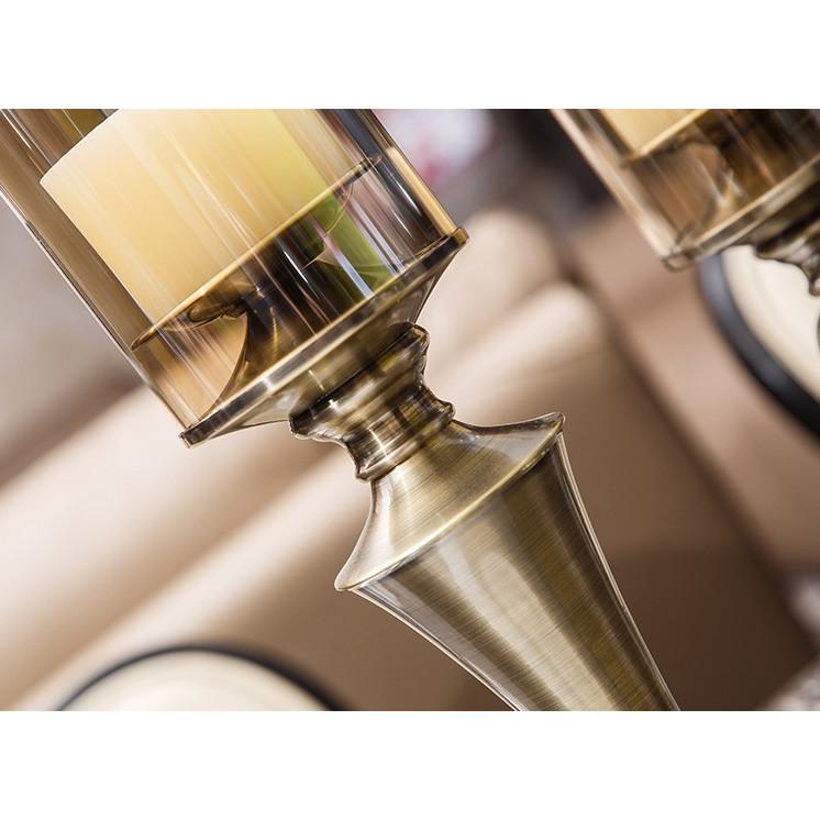 Đế nến trang trí bàn ăn mang phong cách quý tộc Brass Continental Retro