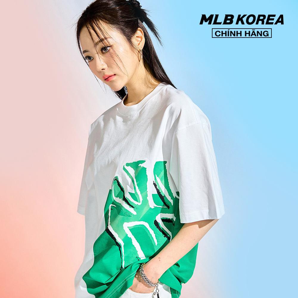 MLB - Áo thun unisex cổ tròn tay ngắn Pop Art Graphic Overfit 3ATSL0433