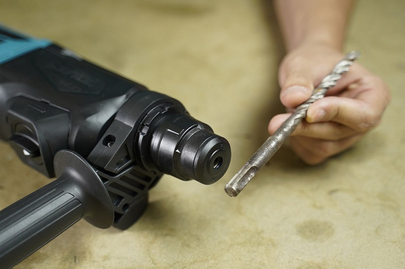 Máy Khoan Bê Tông Makita M8701B