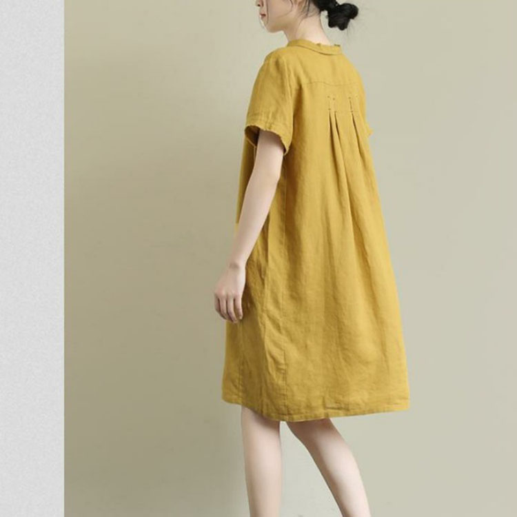 Đầm suông đũi cổ sen nằm không kén dáng mặc, thời trang xuân hè 2021 - Vàng