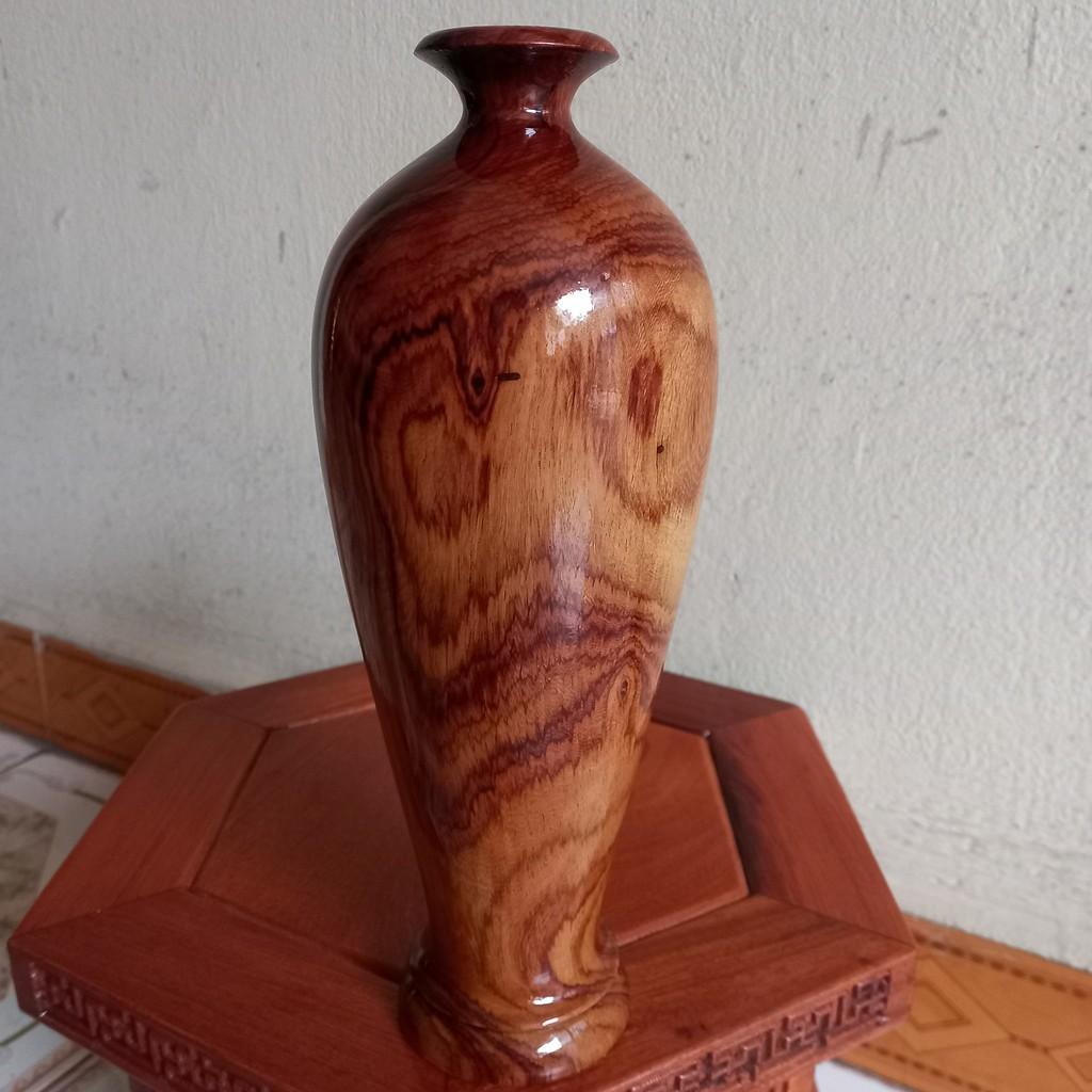 bình lọ gỗ cẩm chỉ việt  cao 27cmx11cm