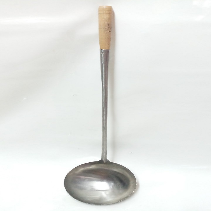 VÁ TÙ INOX CỰC ĐẠI ĐƯỜNG KÍNH 18CM.