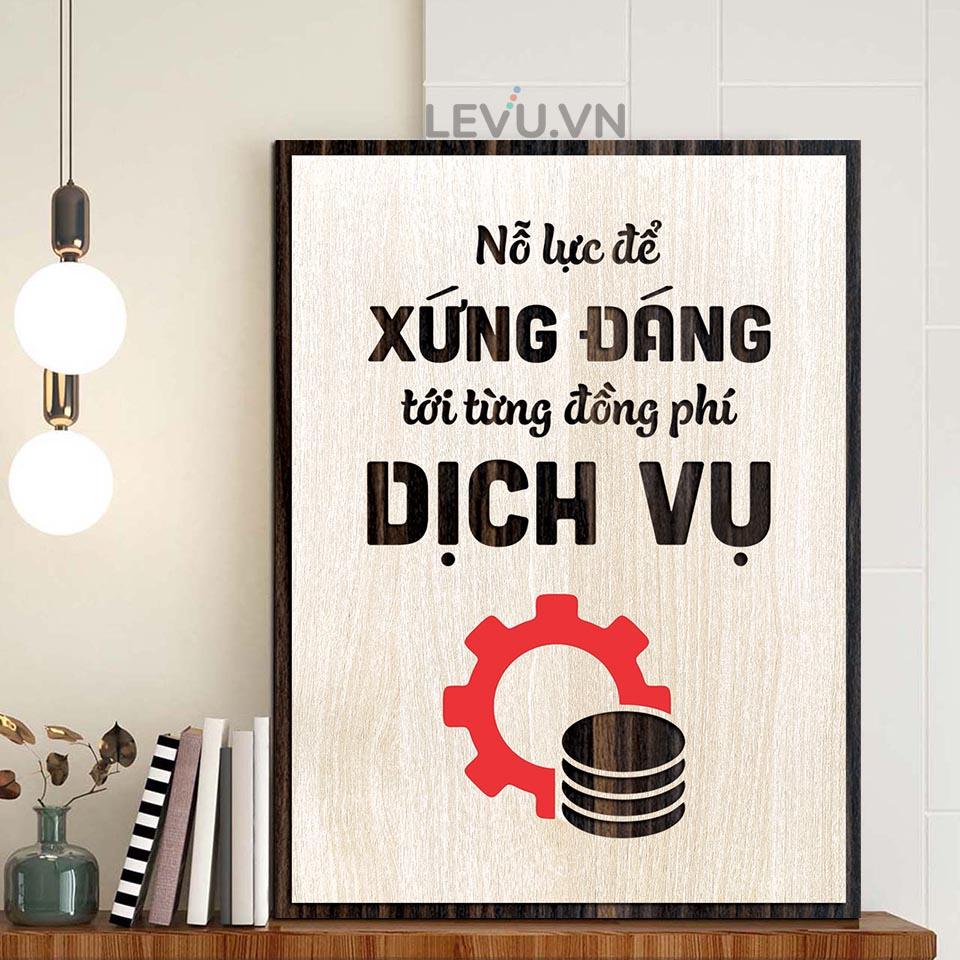 Tranh khẩu hiệu văn phòng LEVU LV087 "Luôn nỗ lực xứng đáng với từng đồng phí dịch vụ"