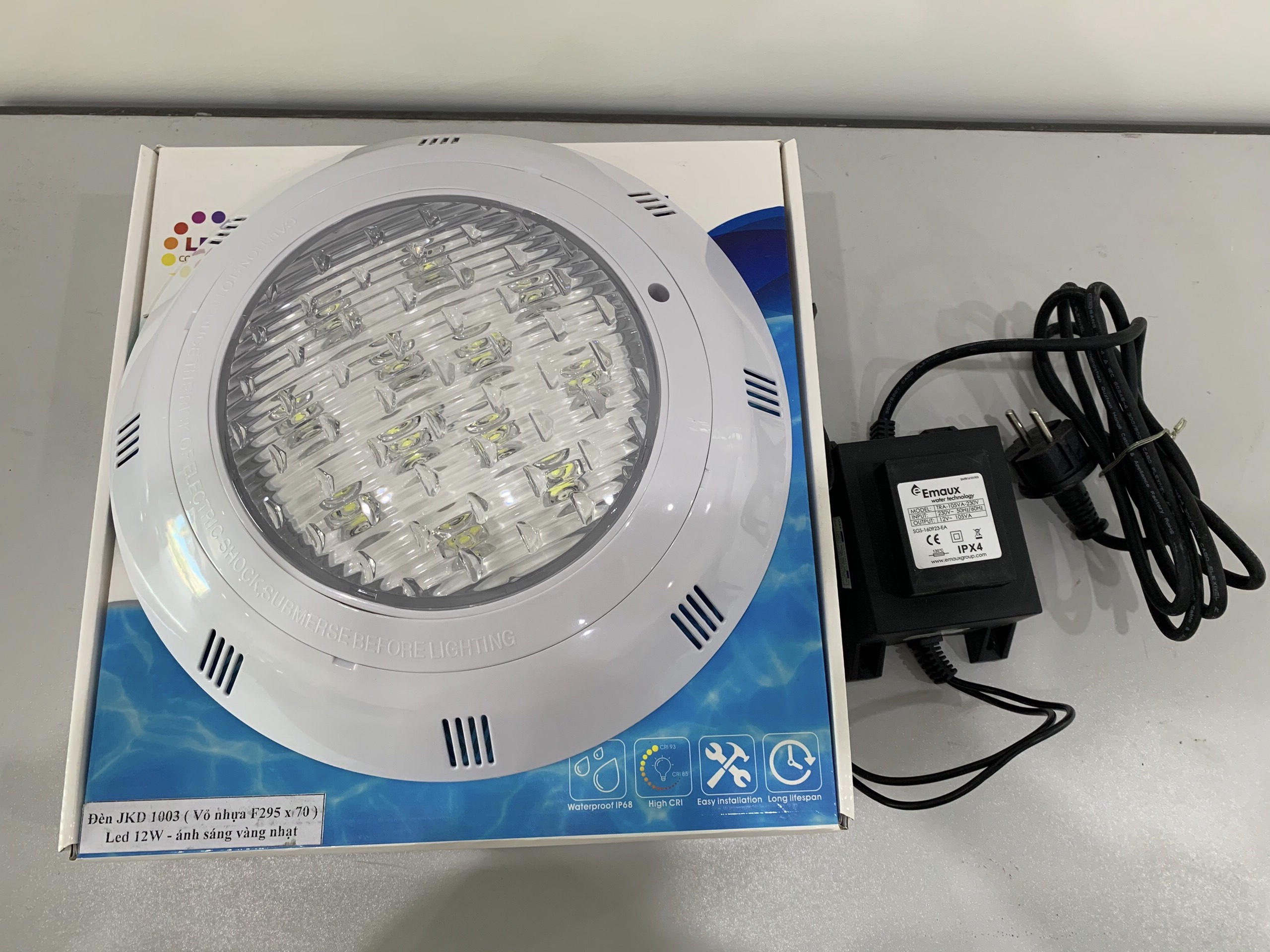 Đèn Led Hồ Bơi Ánh Sáng 7 Màu Mã JKD 1003 Loại 12W-12V Vỏ Nhựa H297*70mm - Đổi Màu Tự Động