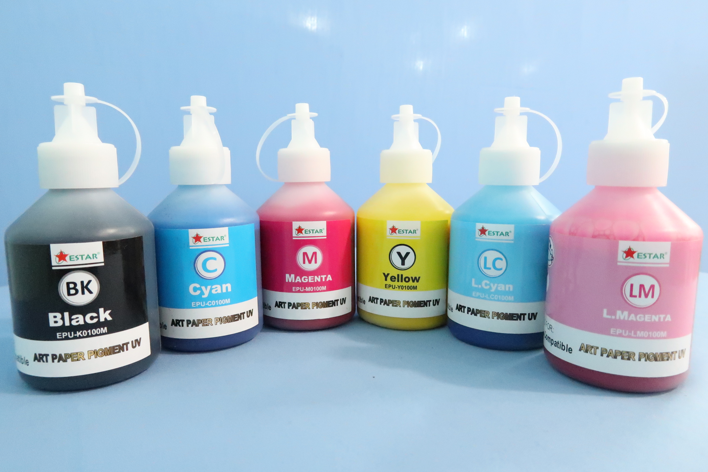 Mực nước màu đỏ Pigment UV EPU-M0100M thương hiệu Estar - Dùng cho máy Epson EPU-M0100M (100ML) (hàng nhập khẩu)