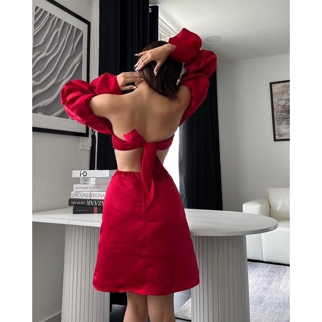 Đầm Tafta đỏ khoét eo tay phồng quyến rũ