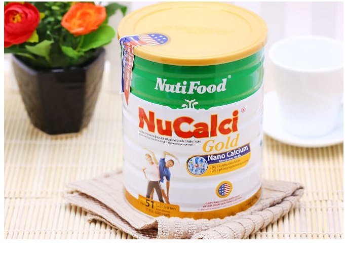 Bộ 3 Lon Sữa Nucalci Gold bổ sung canxi cho người từ 51 tuổi trở lên - 800g