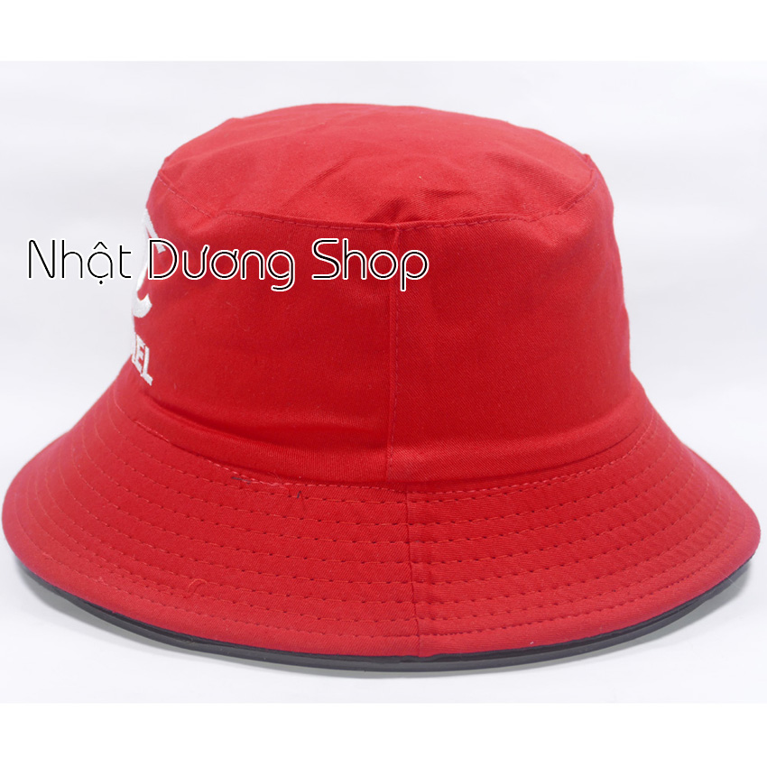 Nón BUCKET thêu Chữ 2 mặt độc đáo thích hợp cho cả nam và nữ với thiết kế sang trọng tinh tế.