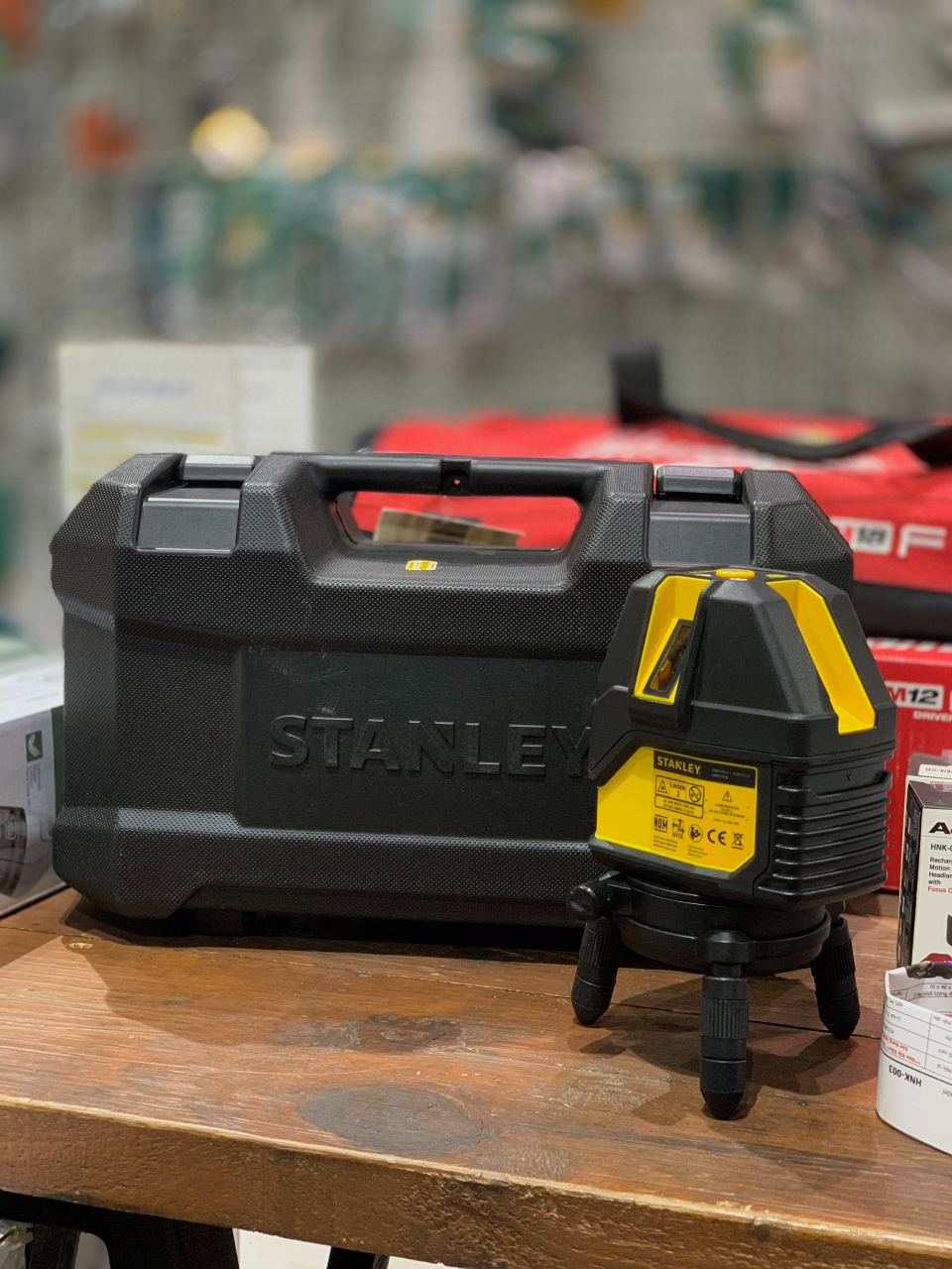 Máy cân mực cân bằng 5 tia đỏ Stanley STHT77513-8- Hàng chính hãng