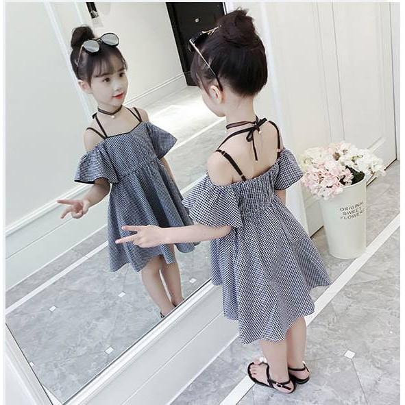 ĐẦM CARO TRỄ VAI TAY BÈO