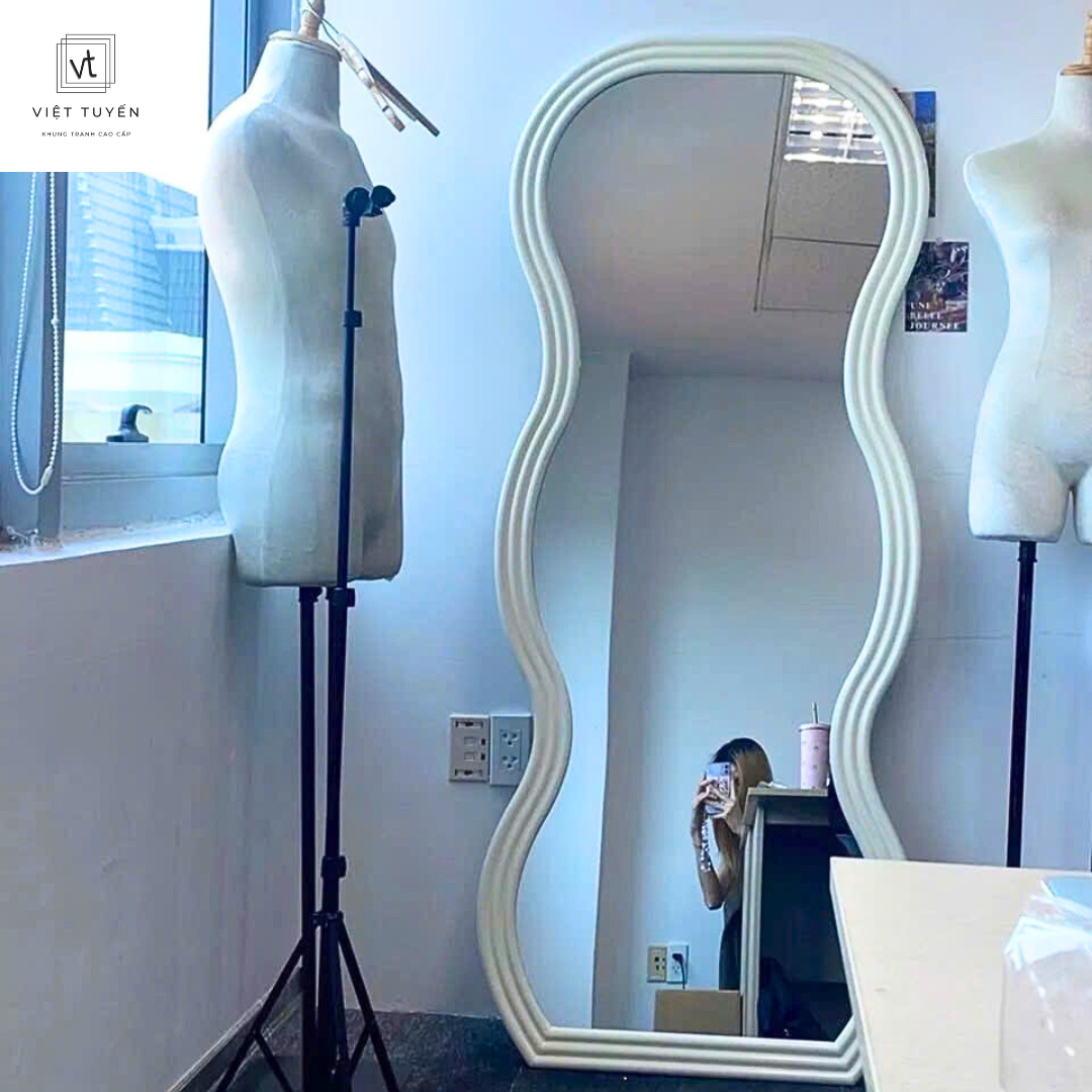 Gương toàn thân lượn sóng HDF Việt Tuyến - Kích thước 55x160cm - Trang trí phòng ngủ, phòng khách