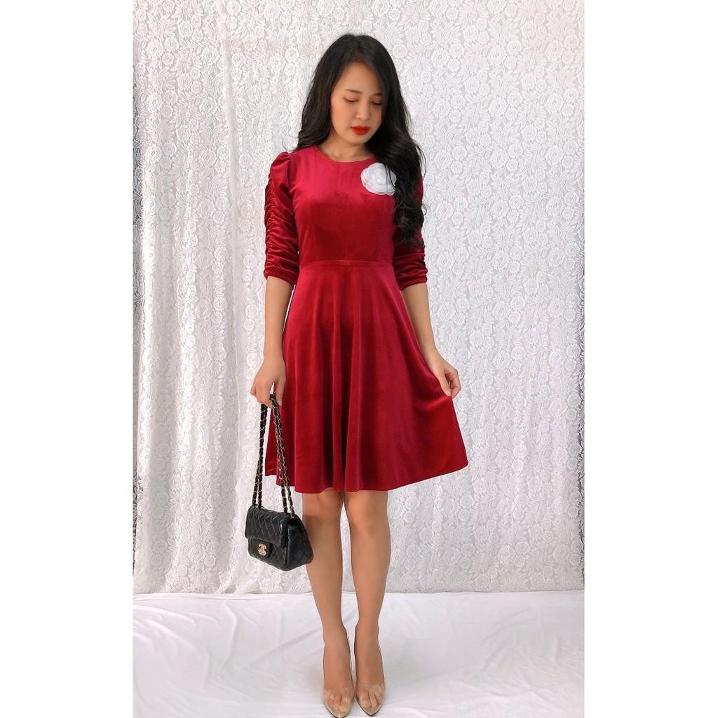 Đầm xòe nhung cổ tròn tay nhún đinh hoa hồng