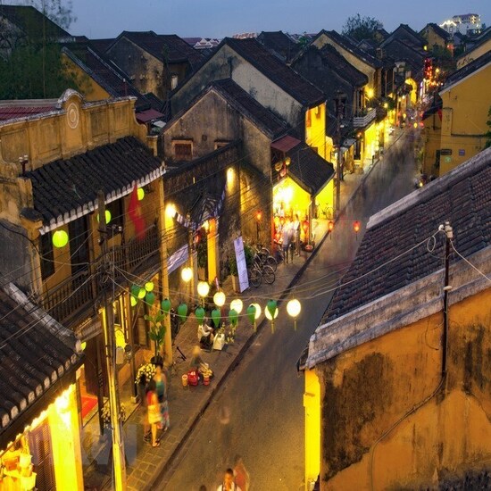 Đà Nẵng–Bà Nà–Hội An–La Vang-Động Phong Nha–Làng hương Thủy Xuân-An Định Cung-Huế
