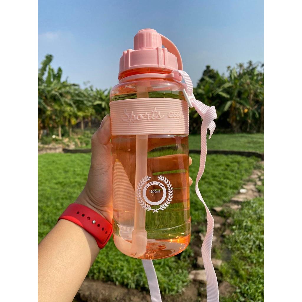 Bình Đựng Nước Sports Cup Phong Cách Thể Thao Có Ống Hút Và Dây Đeo Tiện Lợi dễ sử dụng- htshop_1