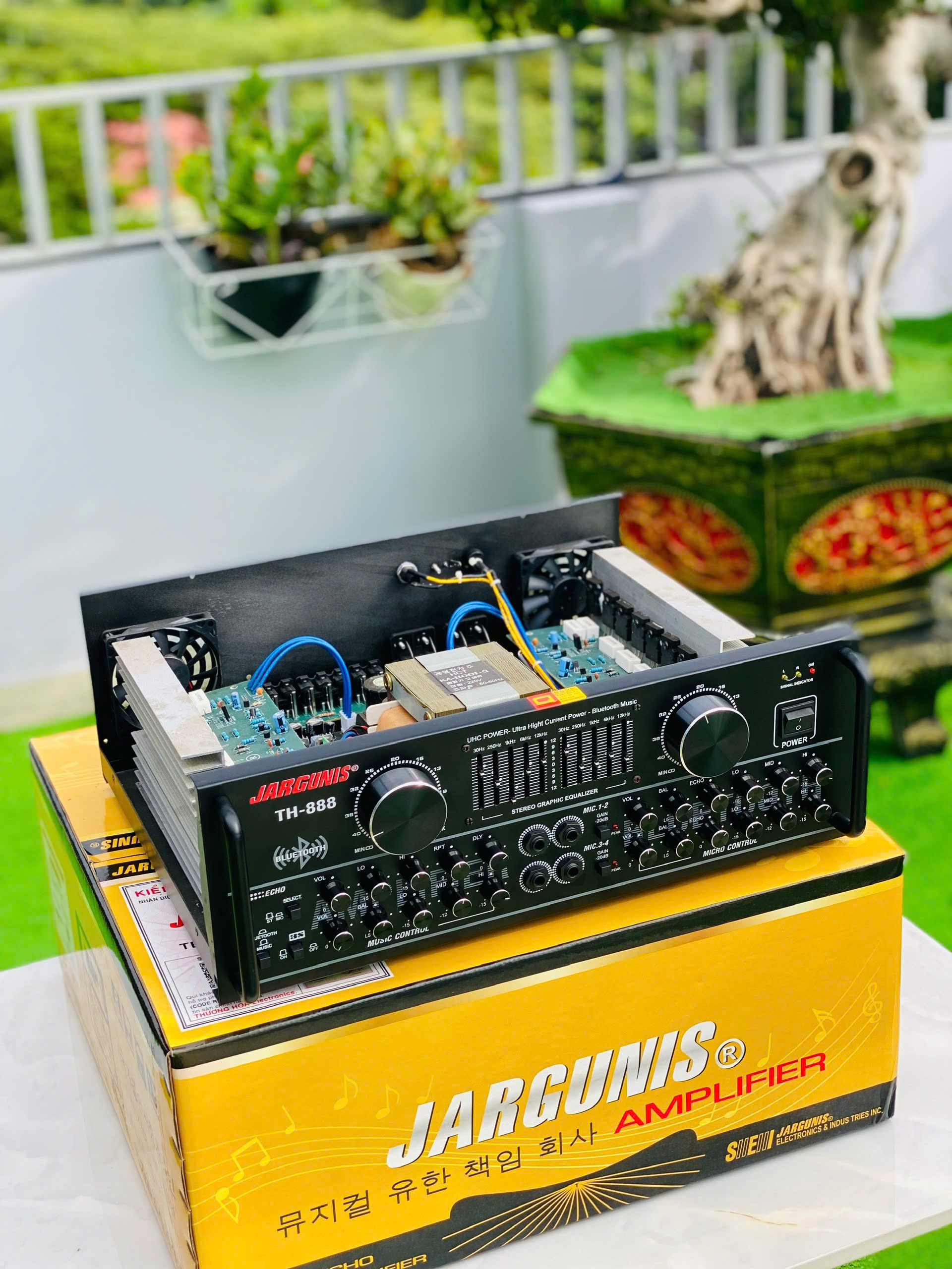 Amply Hát Karaoke Cực Hay MTMAX TH888 Bluetooth Công Suất 900W Cực Đại, 16Ω Chuyên Dùng Hát Karaoke, Nghe Nhac, Hội Trường, Phát Biểu, Hàng Chính Hãng