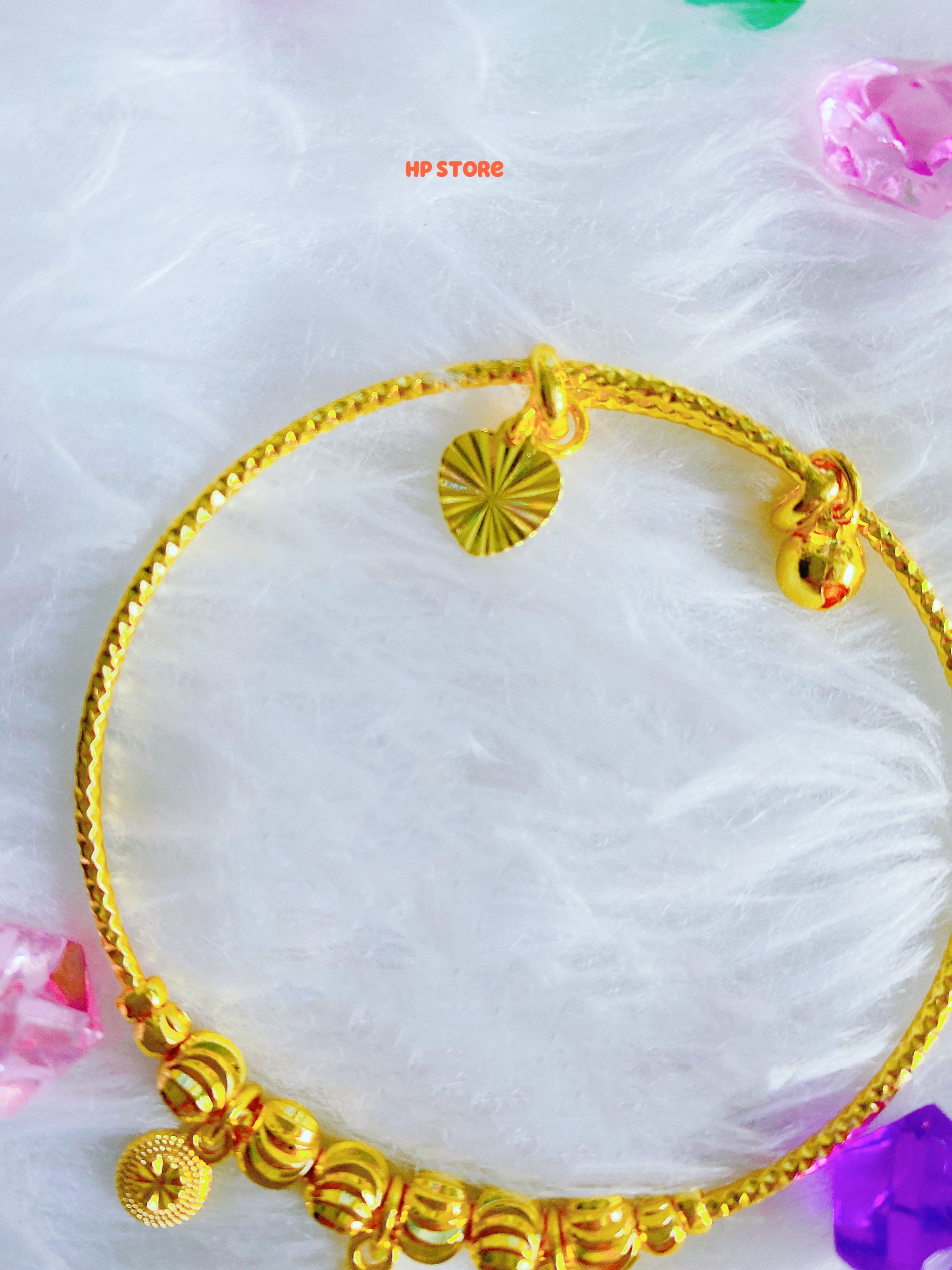 Vòng Lắc Hoa Văn Siêu Đẹp Vàng, Có Chỗ Giãn Vòng, Chất Liệu Tốt, Bền Màu, Thiết Kế Mẫu Đẹp