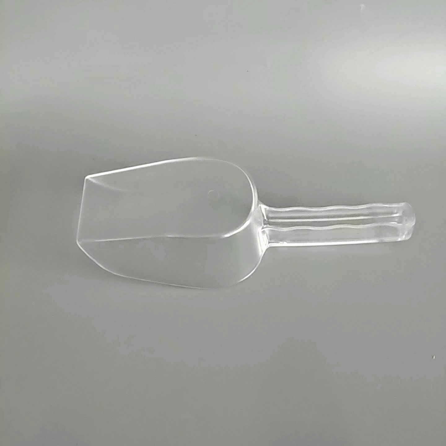 Xúc đá, gạo, hạt bằng nhựa