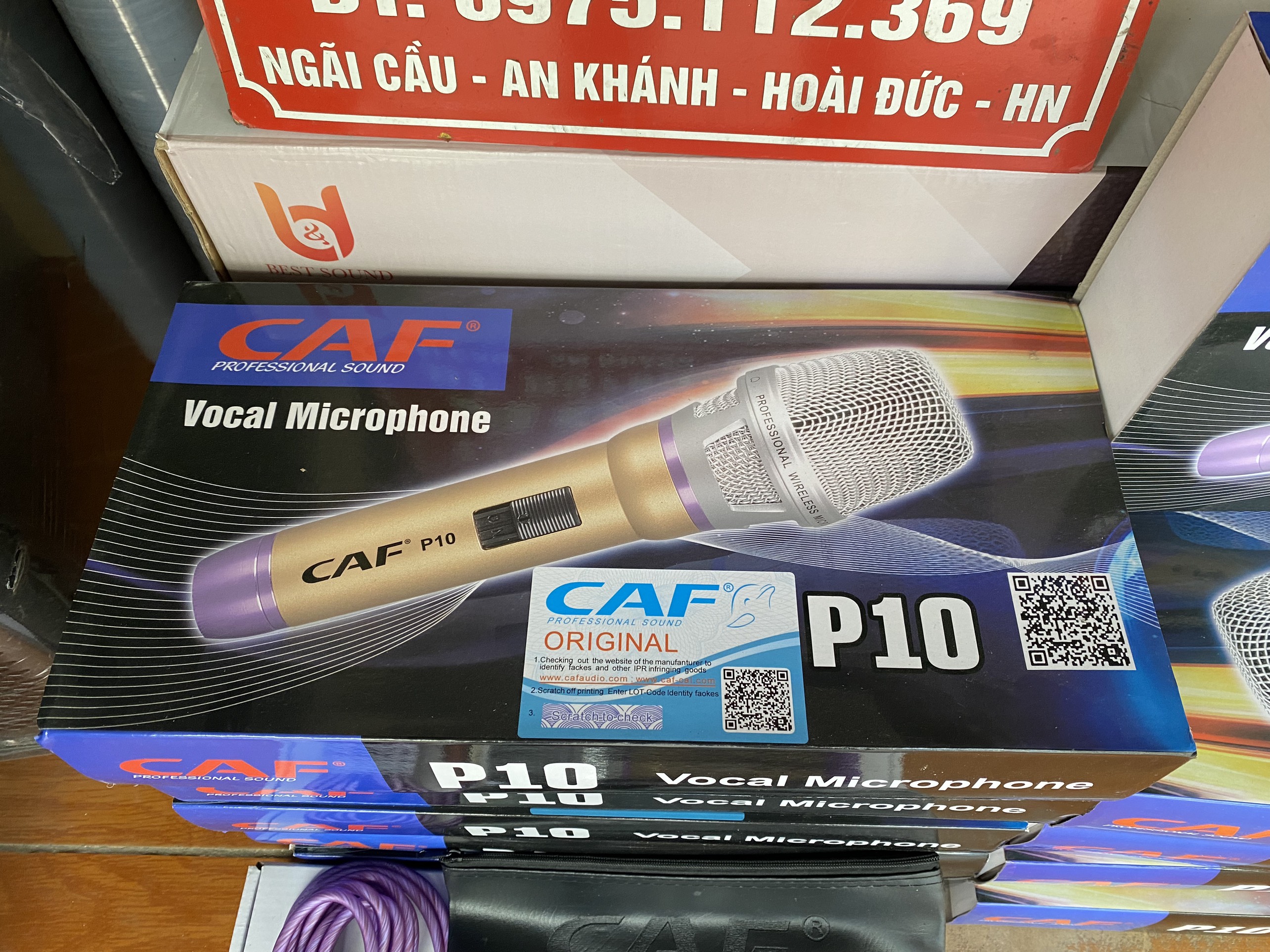 Micro có dây Karaoke CAF P10 Hát Nhẹ,Bắt Nhạy,Hút Giọng,Chống Hú Tốt,Dây Dài 6m Vỏ 3 Lớp Chống Xoắn