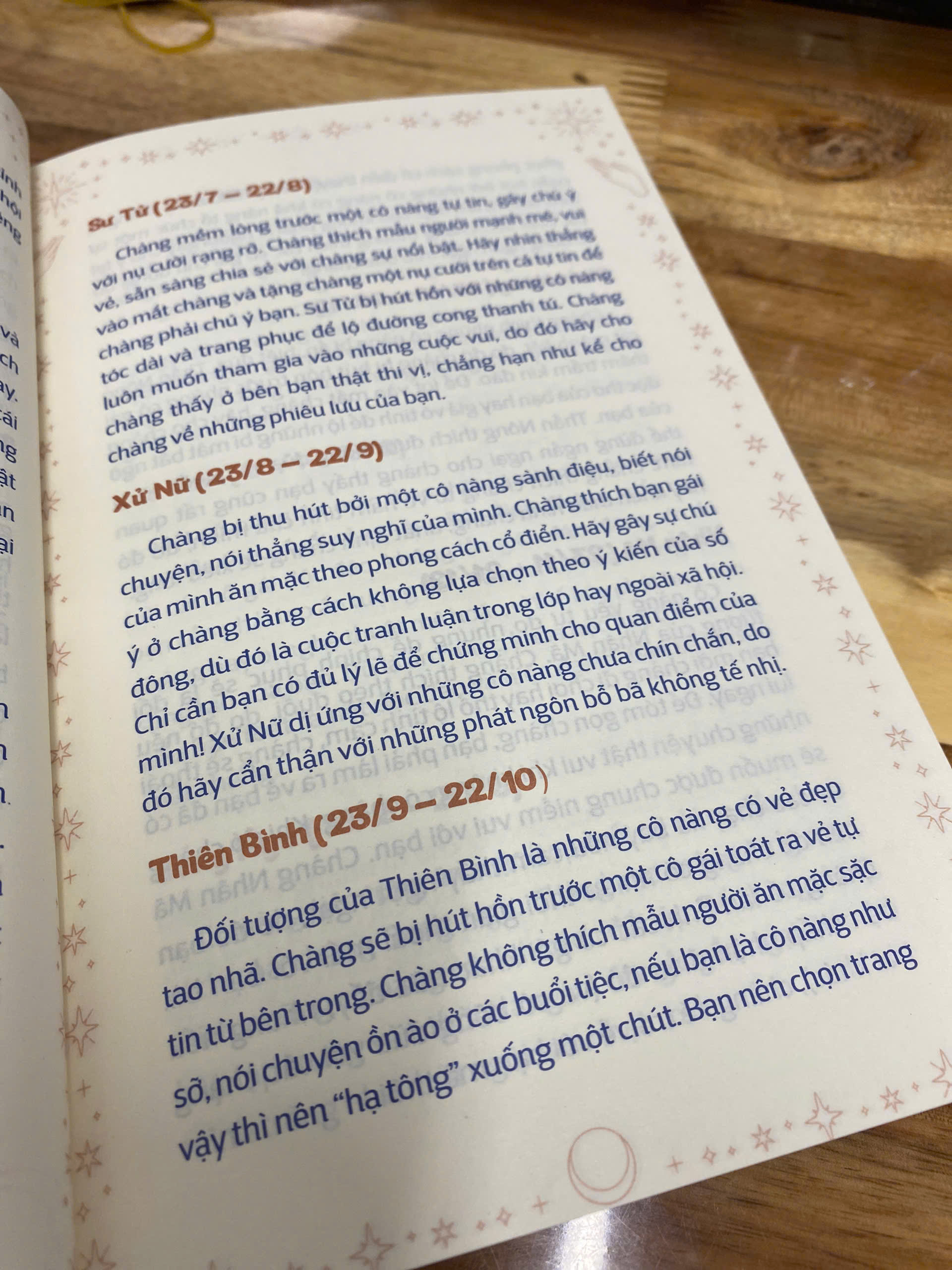 Sách - Combo 2 Cuốn: Thần Số Học + Vòng Tròn Hoàng Đạo HOROSCOPE Giải Mã Bí Mật 12 Chòm Sao (TB) (VT)