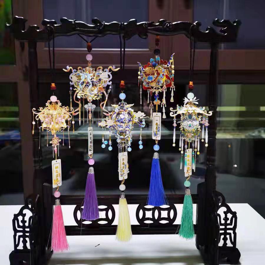 Mô hình lắp ráp kim loại 3d túi thơm