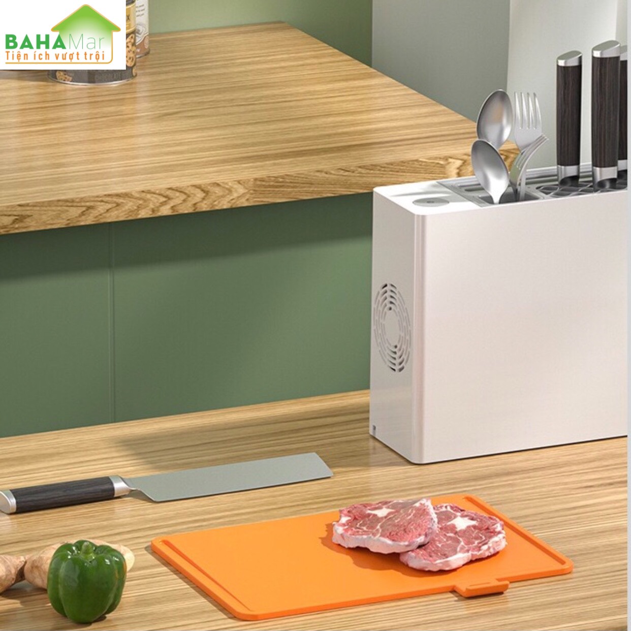 HỘP SẤY VÀ KHỬ TRÙNG VẬT DỤNG NHÀ BẾP THÔNG MINH - KHỬ KHUẨN DAO - THỚT - ĐŨA - THÌA BẰNG TIA CỰC TÍM "BAHAMAR" Có các hạt đèn khử trùng tia cực tím sâu UVC giúp khử trùng toàn diện hơn.