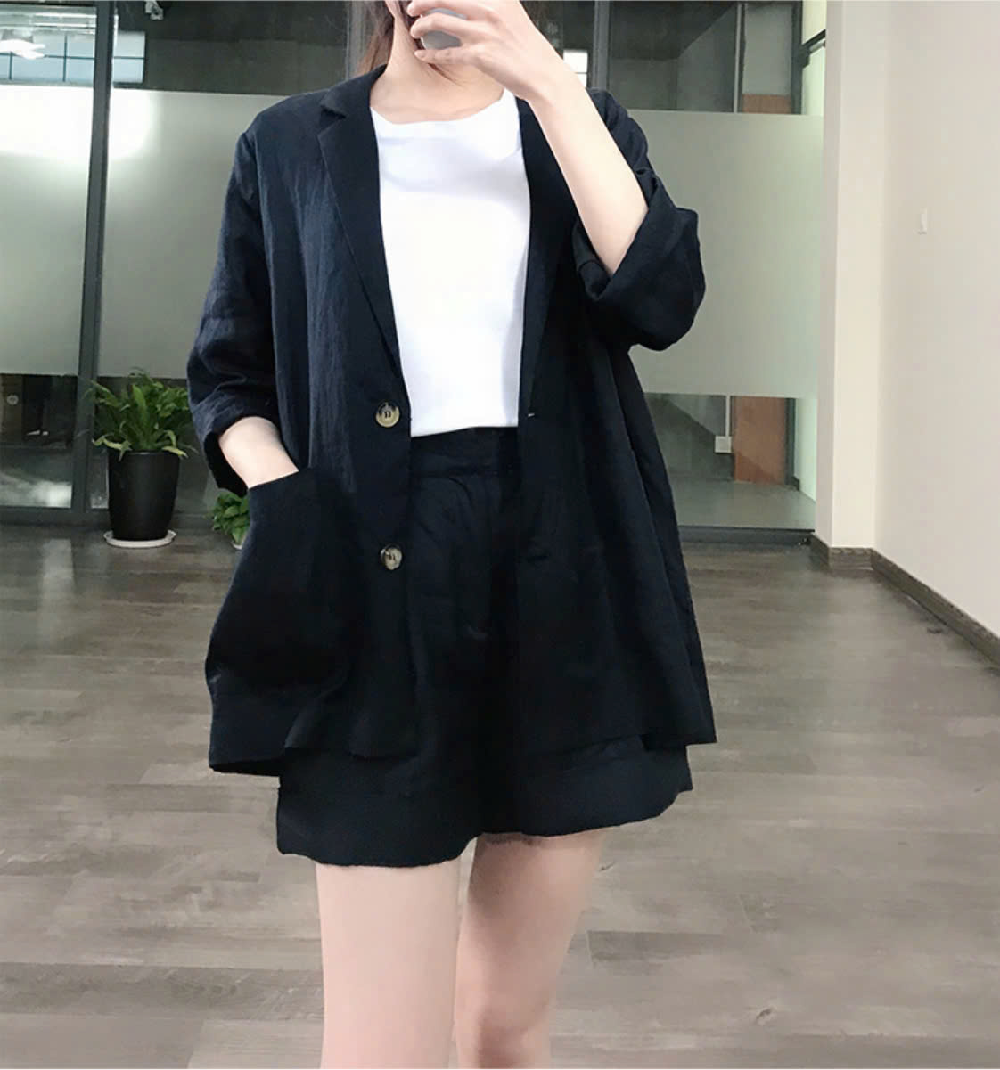 Set bộ nữ gồm áo blazer và quần short thanh lịch, trẻ trung, chất Linen cao cấp Đũi Việt