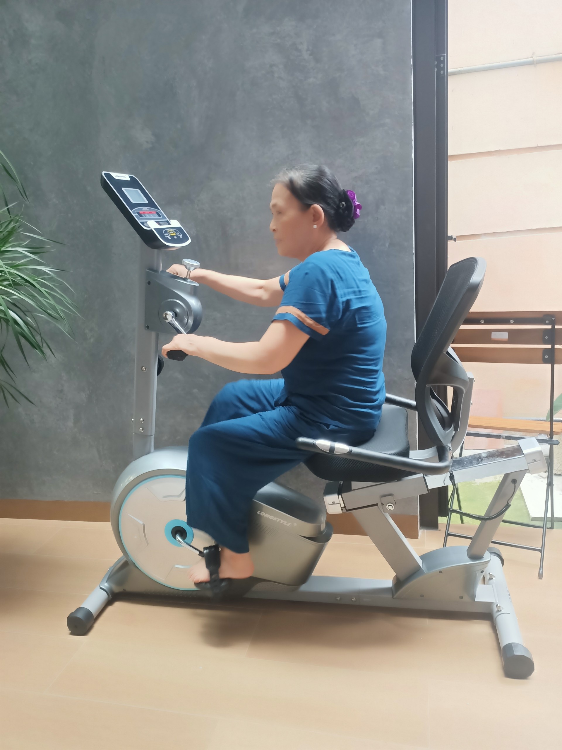 Xe đạp phục hồi chức năng BC 85023