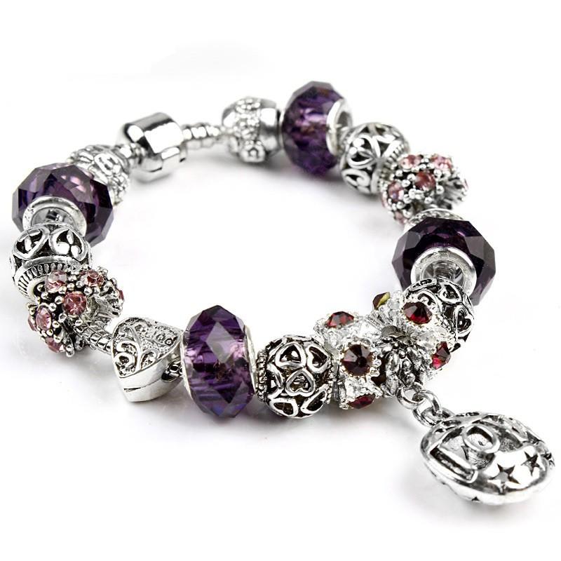 Vòng tay charm chữ Love