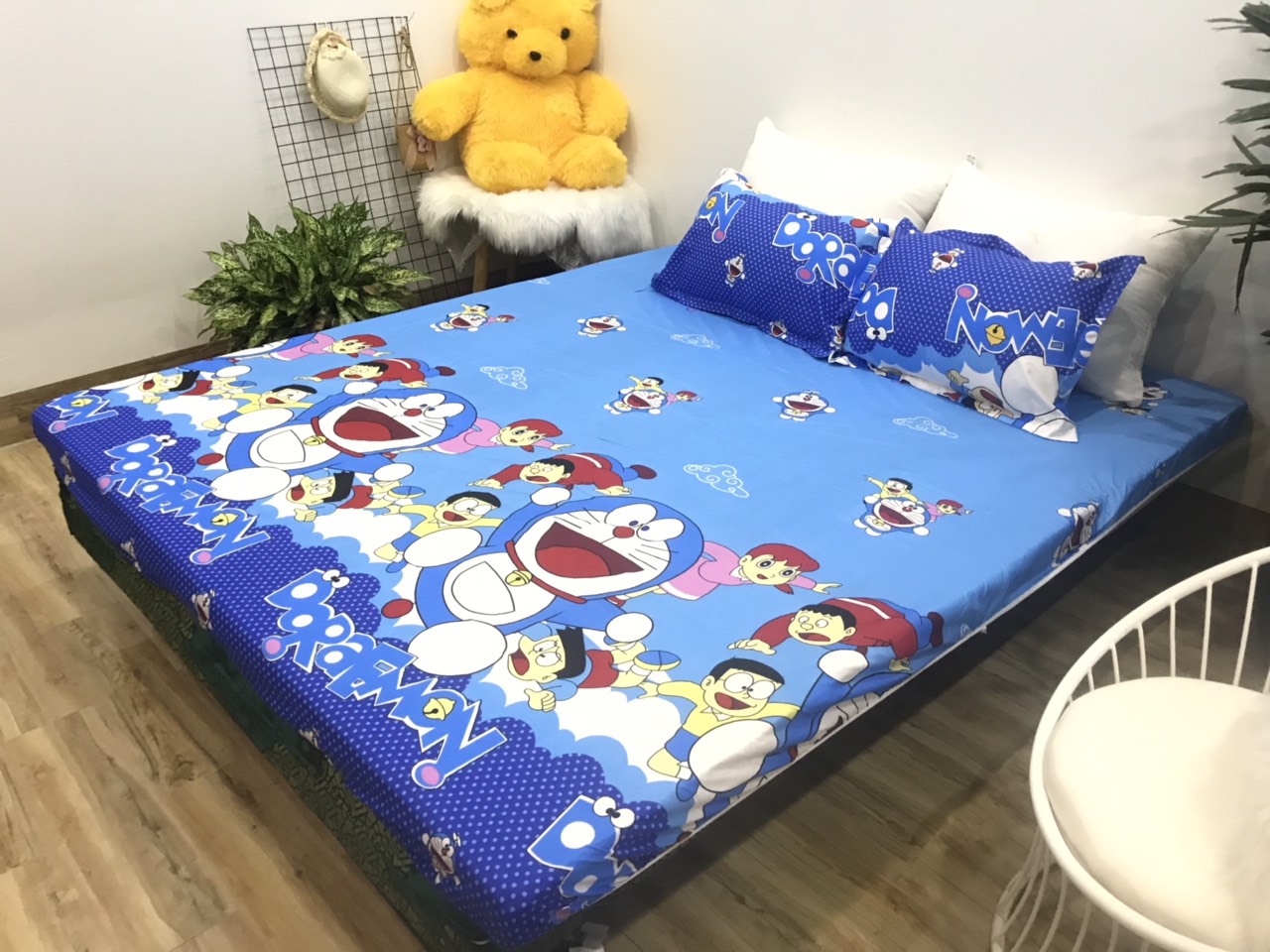 bộ ga gối Coton poly Dulcett mẫu Doremon cute ( gồm 1 ga và 2 vỏ gối) mã P3