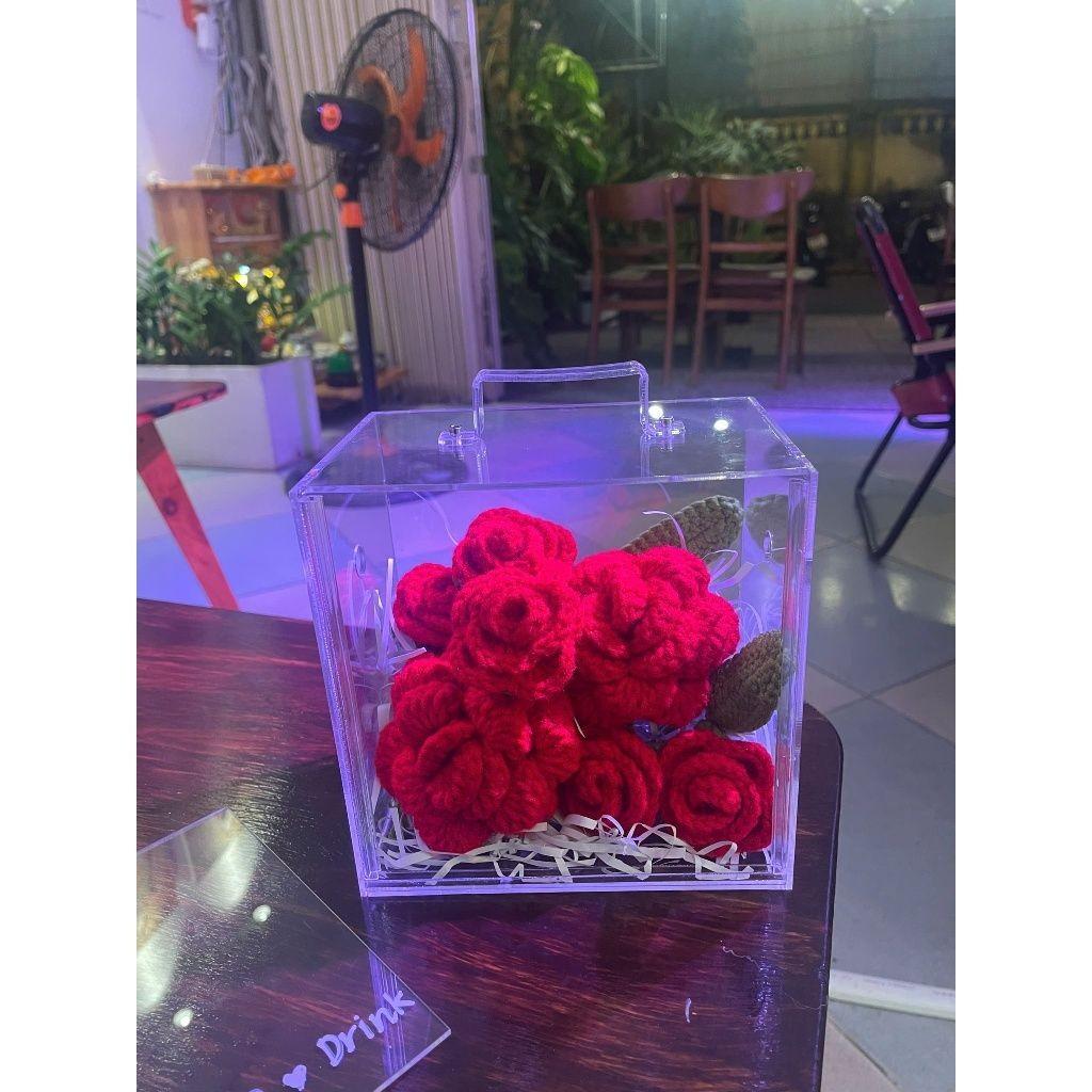 Acrylic Hộp hoa mica - Hộp vali đựng quà - đựng hoa quả bằng mica có quai xách