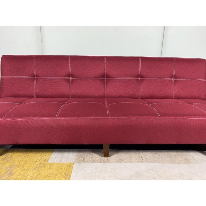 Sofa bed . Sofa giường. Màu đỏ đô . 6 chân gỗ