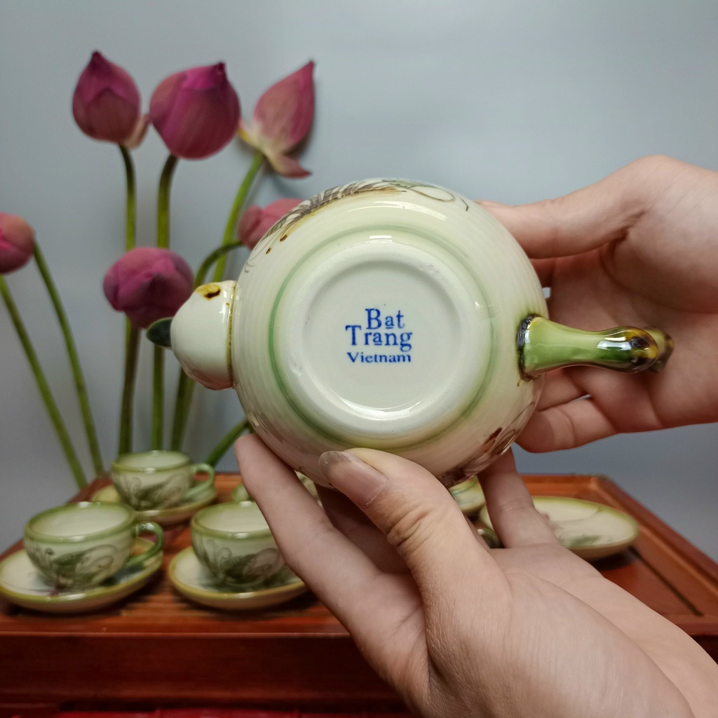 Bộ ấm chén uống trà cao cấp , bộ ấm trà Bát Tràng men rong vẻ tay gốc cầy chuồn khoai