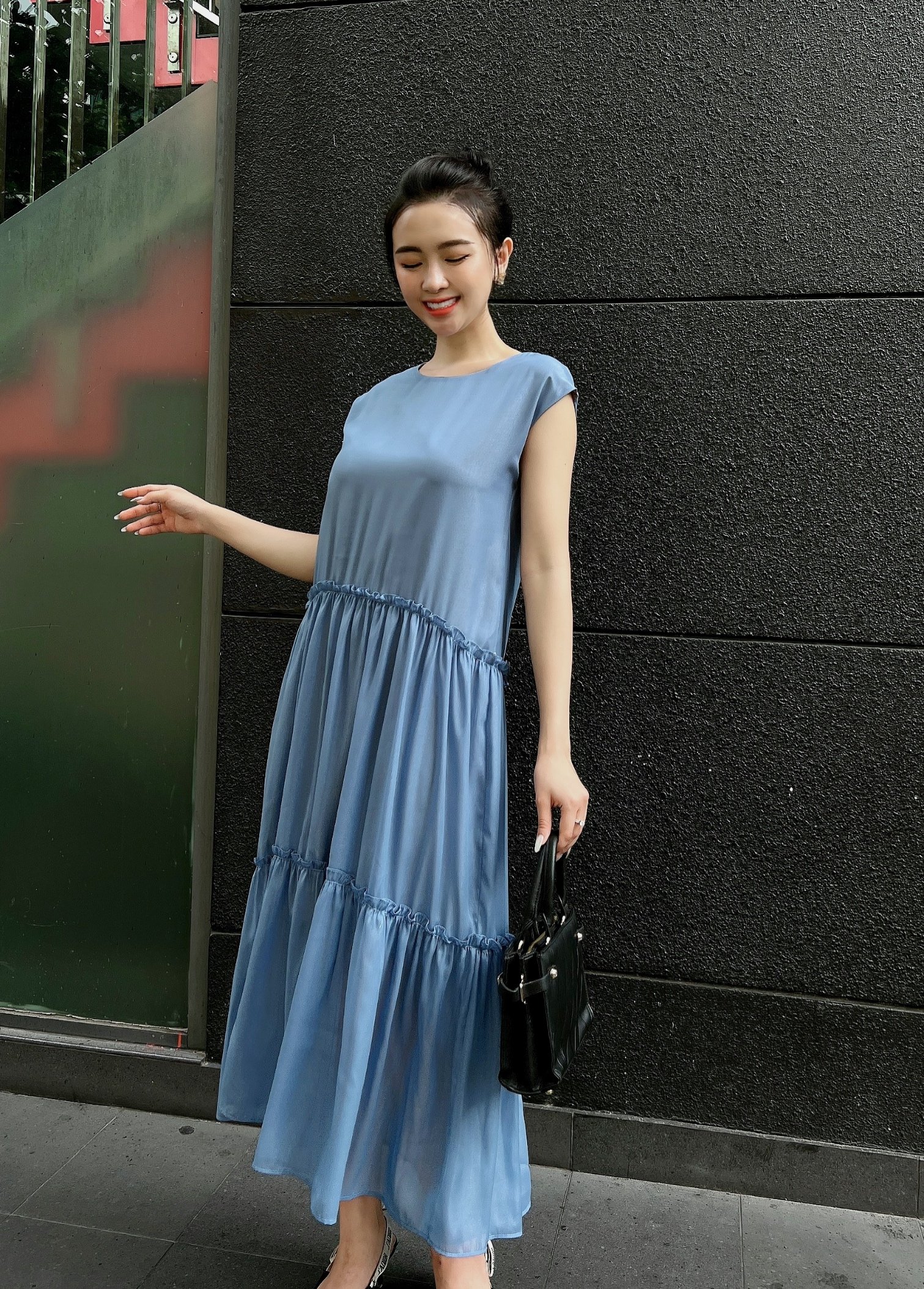 ĐẦM MAXI OVERSIZE NHÚN TẦNG – M030