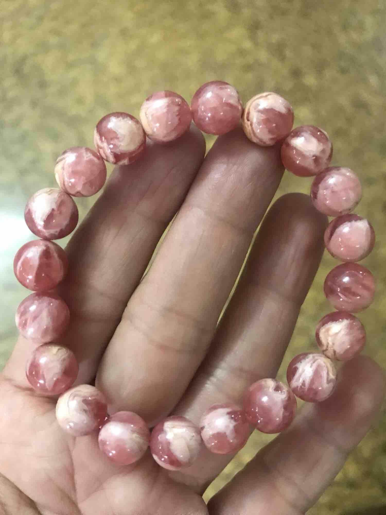 CHIẾC VÒNG TAY ĐÁ ĐÀO HOA TỰ NHIÊN HỒNG 8MM NỮ MỆNH HỎA MỆNH THỔ
