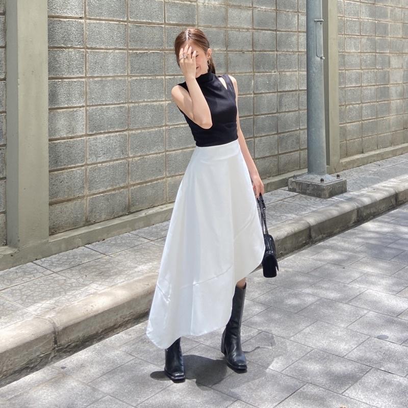 LAMUSE Chân váy trắng thiết kế vạt lệch (Slanted Maxi Skirt