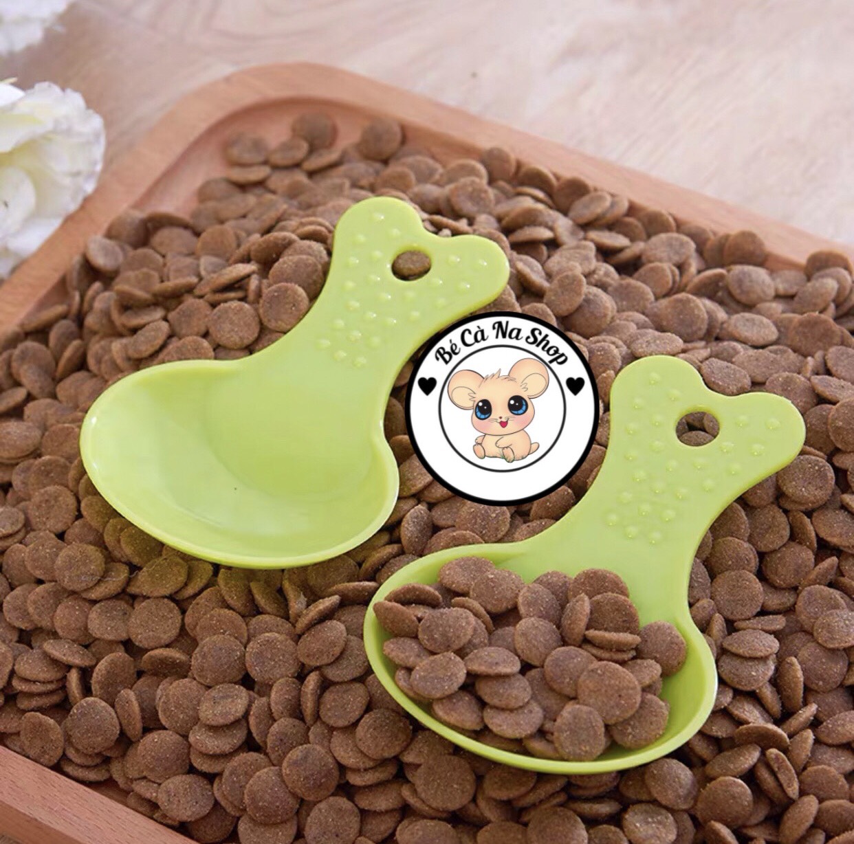 Muỗng múc thức ăn cho hamster thỏ bọ sóc chó mèo