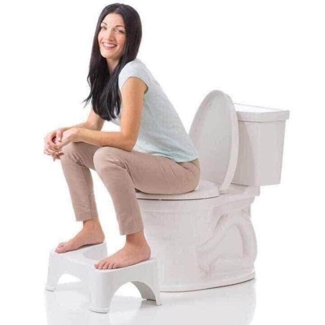 GHẾ KÊ CHÂN TOILET chống táo bón