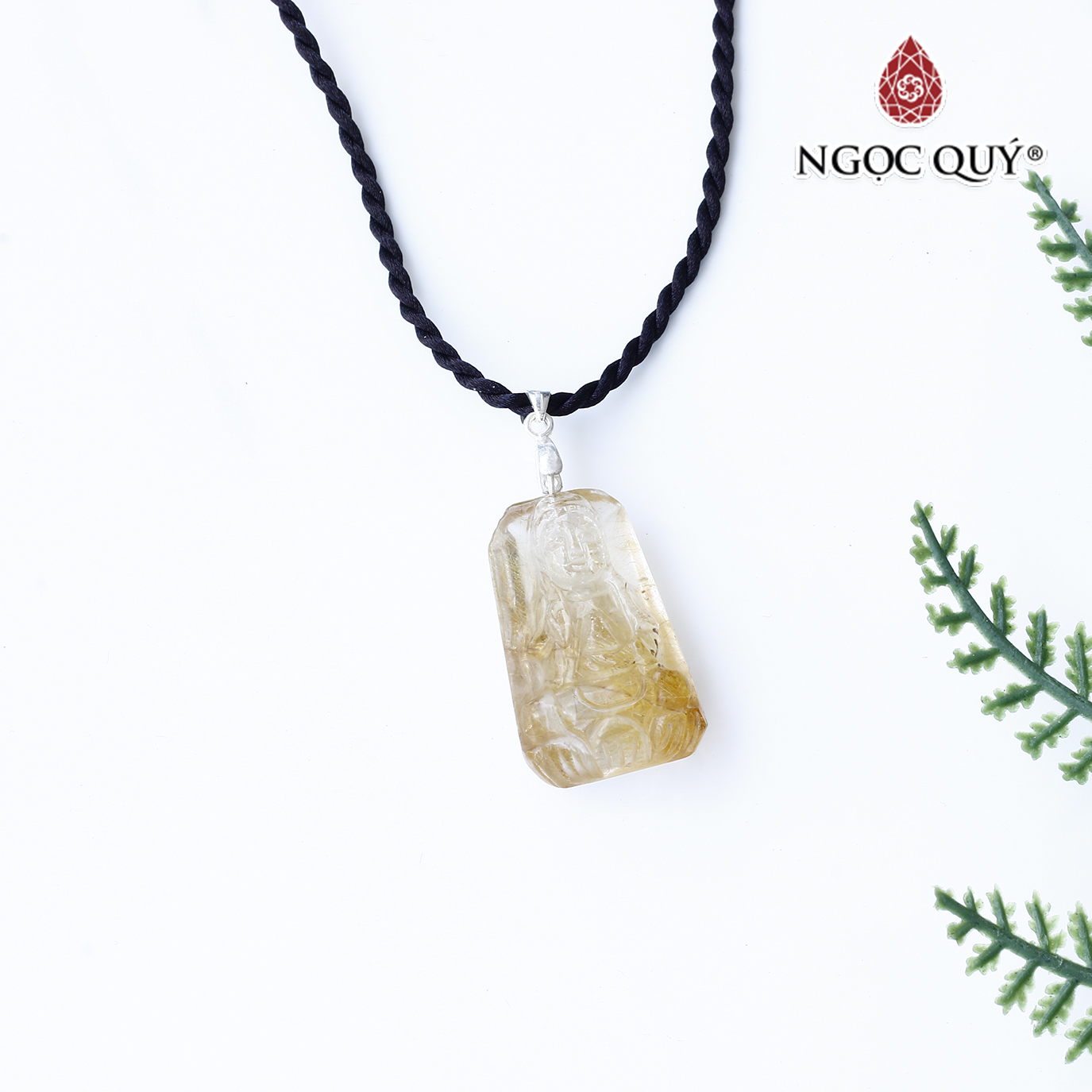 Mặt dây chuyền phật bà thạch anh tóc vàng 27x16mm mệnh thủy, kim - Ngọc Quý Gemstones